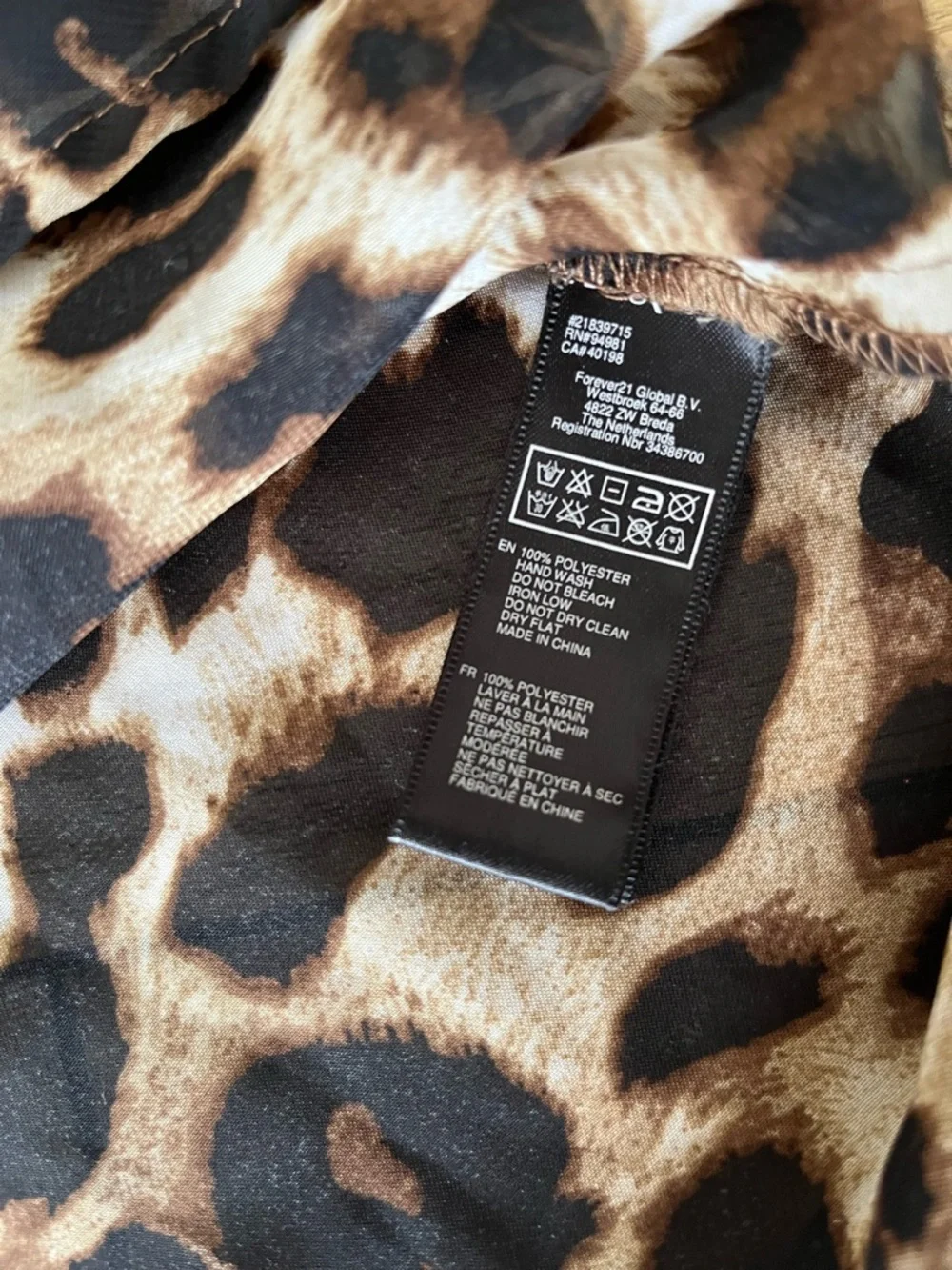 Forever 21 Sheer Brown Black Cream Leopard Print Button Up Blouse size small - Picture 6 of 9